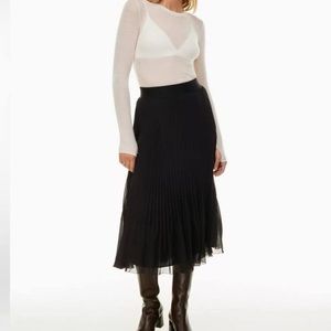 Aritzia Wilfred Twirl Skirt in Black